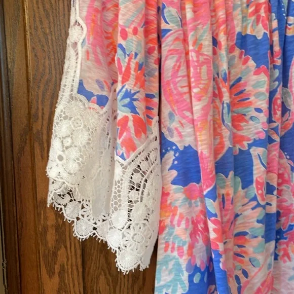 Lilly Pulitzer Zaylee Off Shoulder Blouse Top Lace Sleeve Elastic Neck Medium - Picture 6 of 10